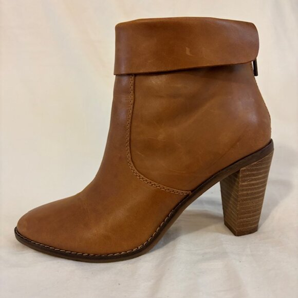 Lucky Brand "Nycott" Tan Leather Cuffed Heeled Ankle Boot, Size 6 1/2M/37 - Picture 2 of 14
